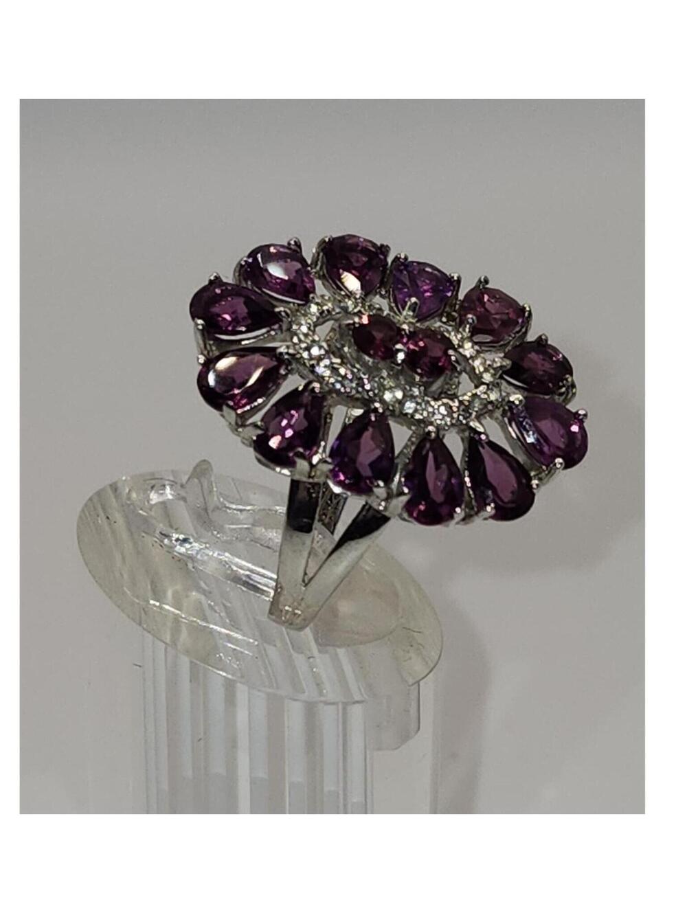 NEW Regal Looking Sterling Silver Natural Garnet/Topaz Floral Design Ring Size 8